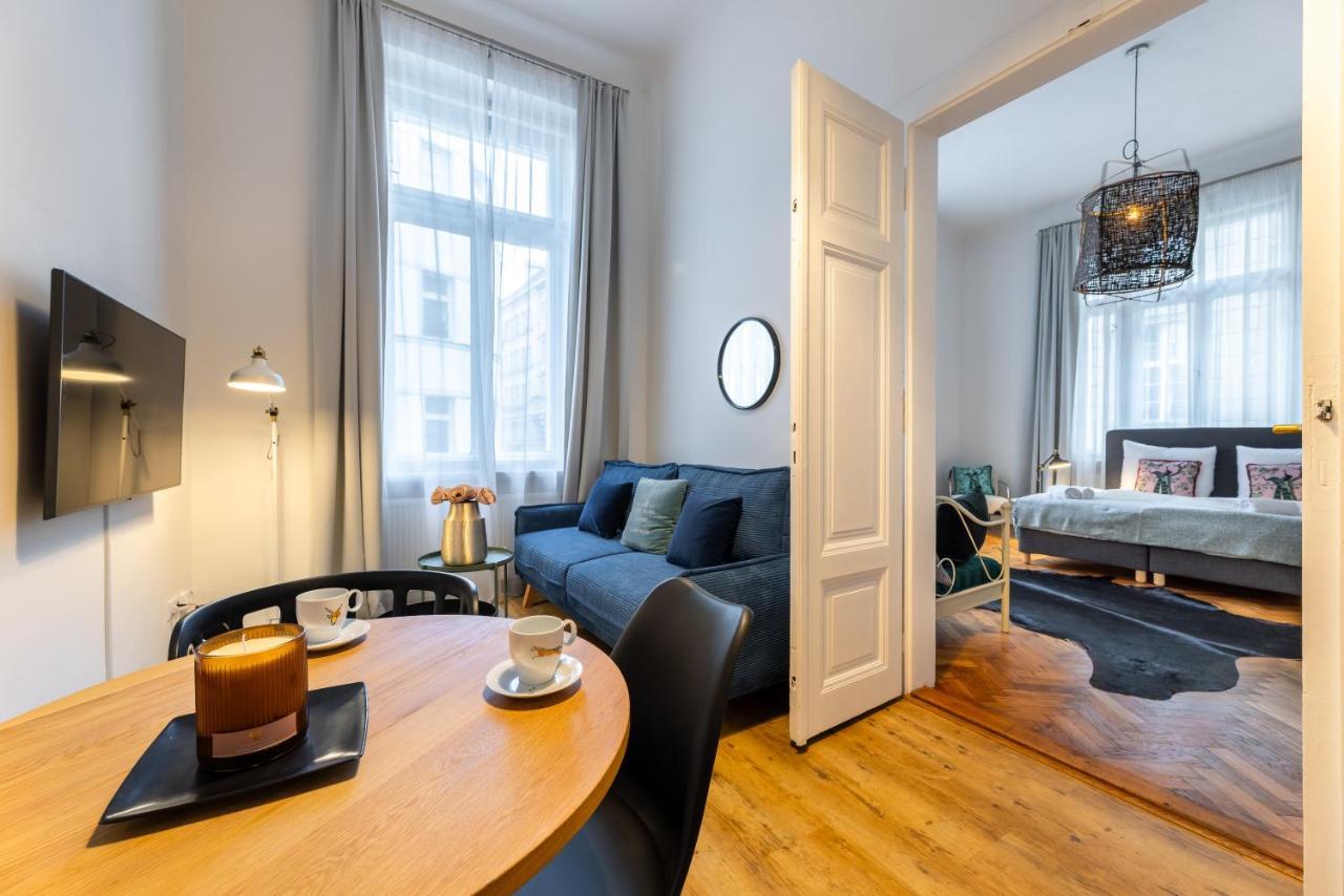 Charming 1 Bedroom Apartment In The City Center Of Prague Luaran gambar