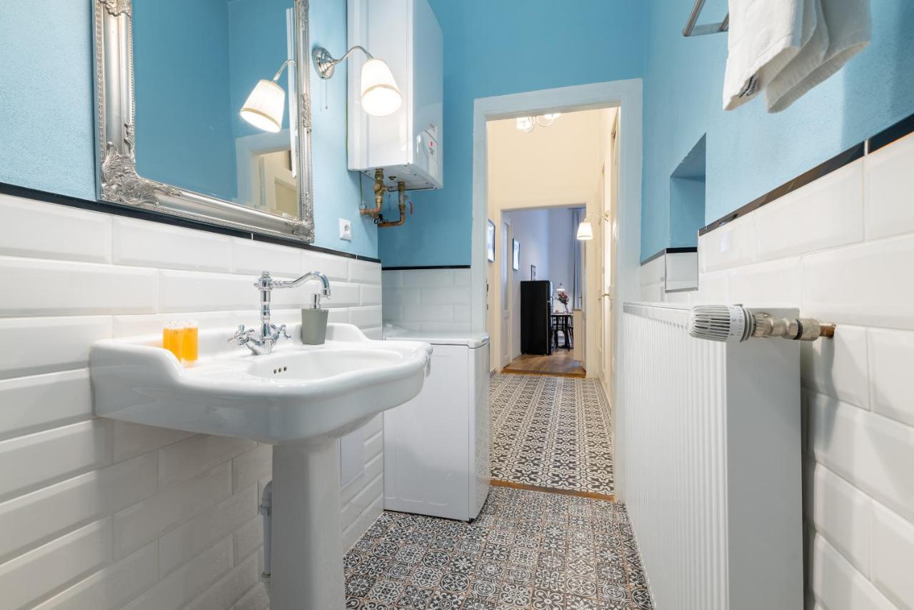 Charming 1 Bedroom Apartment In The City Center Of Prague Luaran gambar