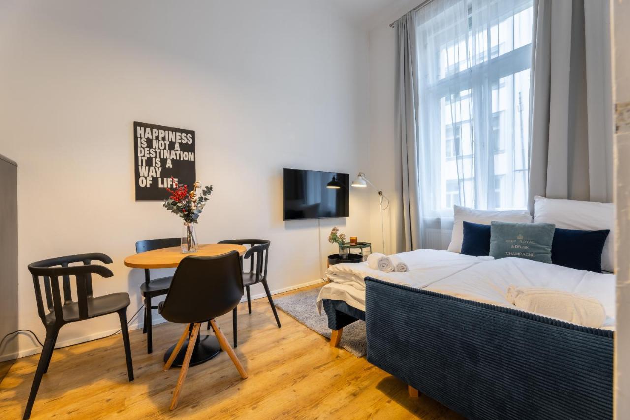 Charming 1 Bedroom Apartment In The City Center Of Prague Luaran gambar